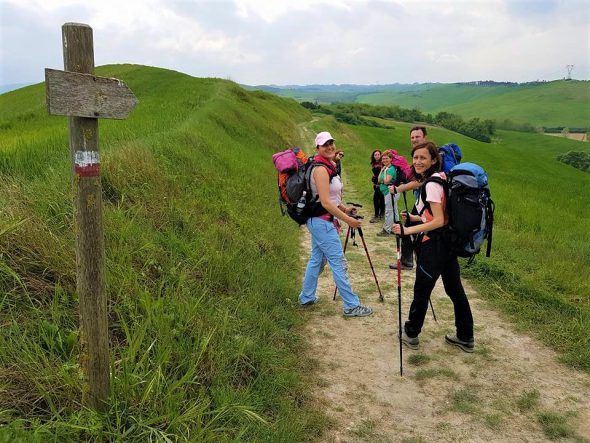Via Francigena Pellegrini x 5 dì pasqua 2017 4