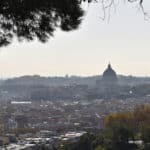 Via francigena del Lazio, Roma, panorama sulla città e sulla cupola di San Pietro