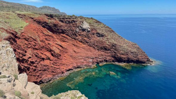 Trekking-organizato-di-gruppo-Isola-Capraia-Toscana-Ottobre-2026-copertina-2b